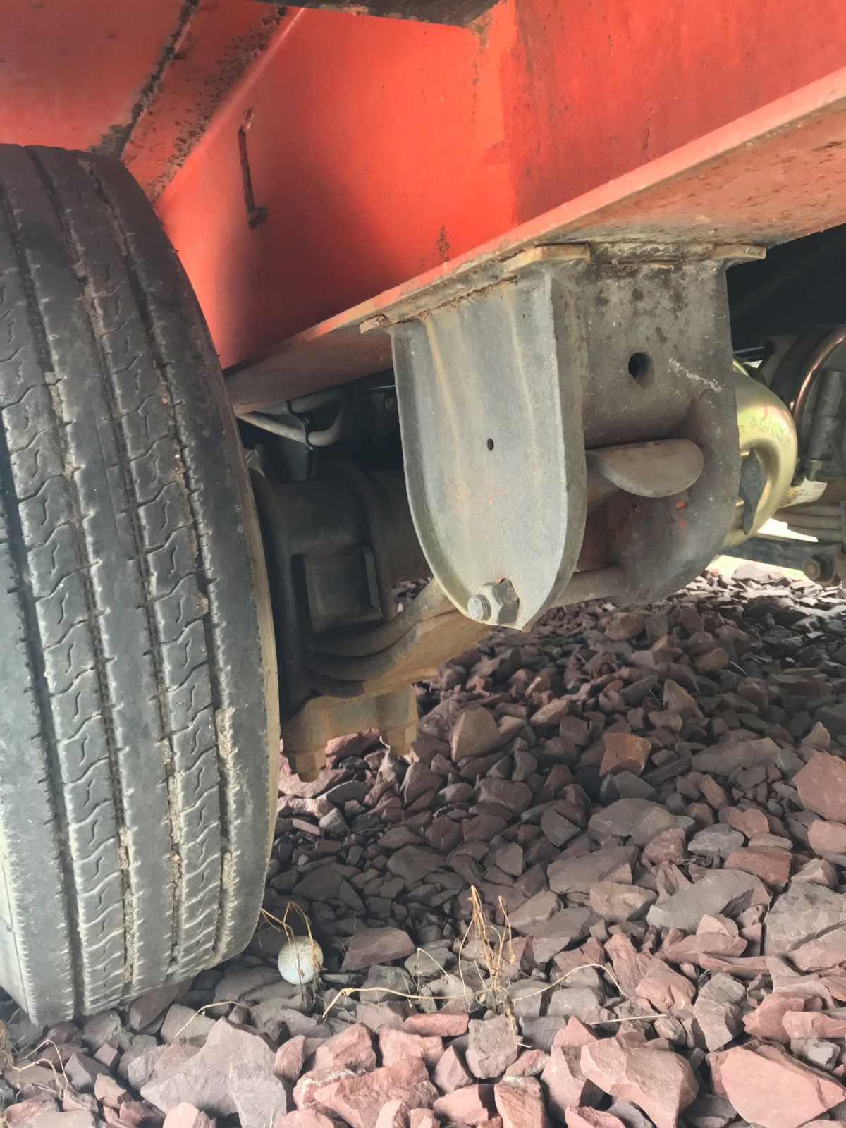 CROSS COUNTRY TANDEM AXLE 20 TON TRAILER