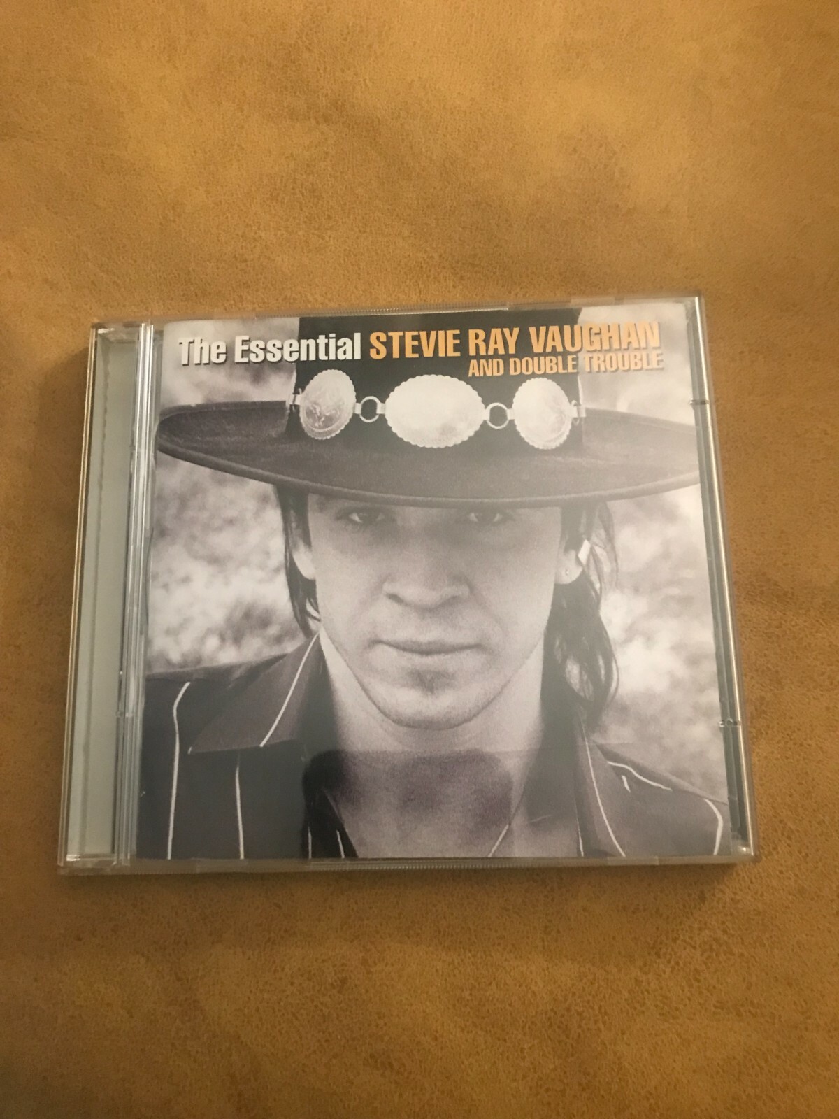 米2discs LP Stevie Ray Vaughan &amp;amp; Double Trouble The Essential Stevie Ray Vaughan And Double Trouble 88985311241 Epic, Legacy /00520 The Essential Stevie Ray Vaughan And Double Trouble 3.0