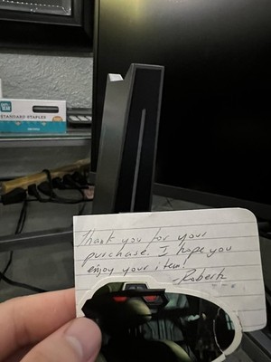 Foto dell'oggetto di un acquirente verificato