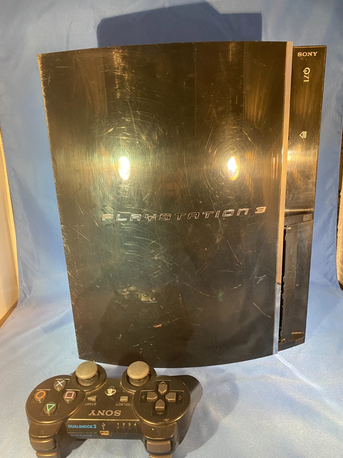 SONY PLAYSTATION 3 PS3 40GB FULLY BACKWARDS COMPATIBLE SONY PLAYSTATION 3 PS3 40GB FULLY BACKWARDS COMPATIBLE