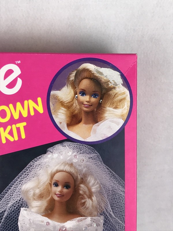 NIP vintage 90s BARBIE WEDDING GOWN KNITTING KIT dress Loom Yarn doll craft
