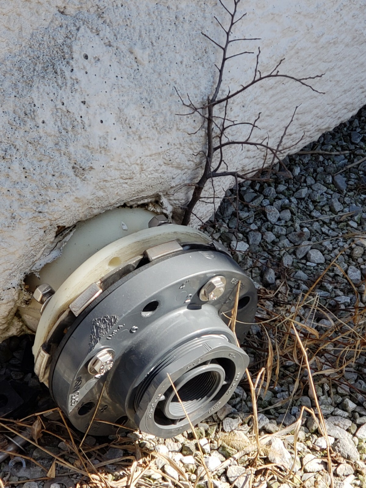 12,000 gallon tank cross linked polyethylene heat traced insulated