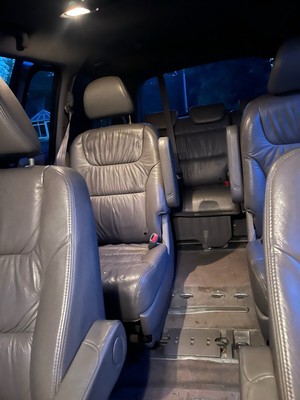 image 4 of interior