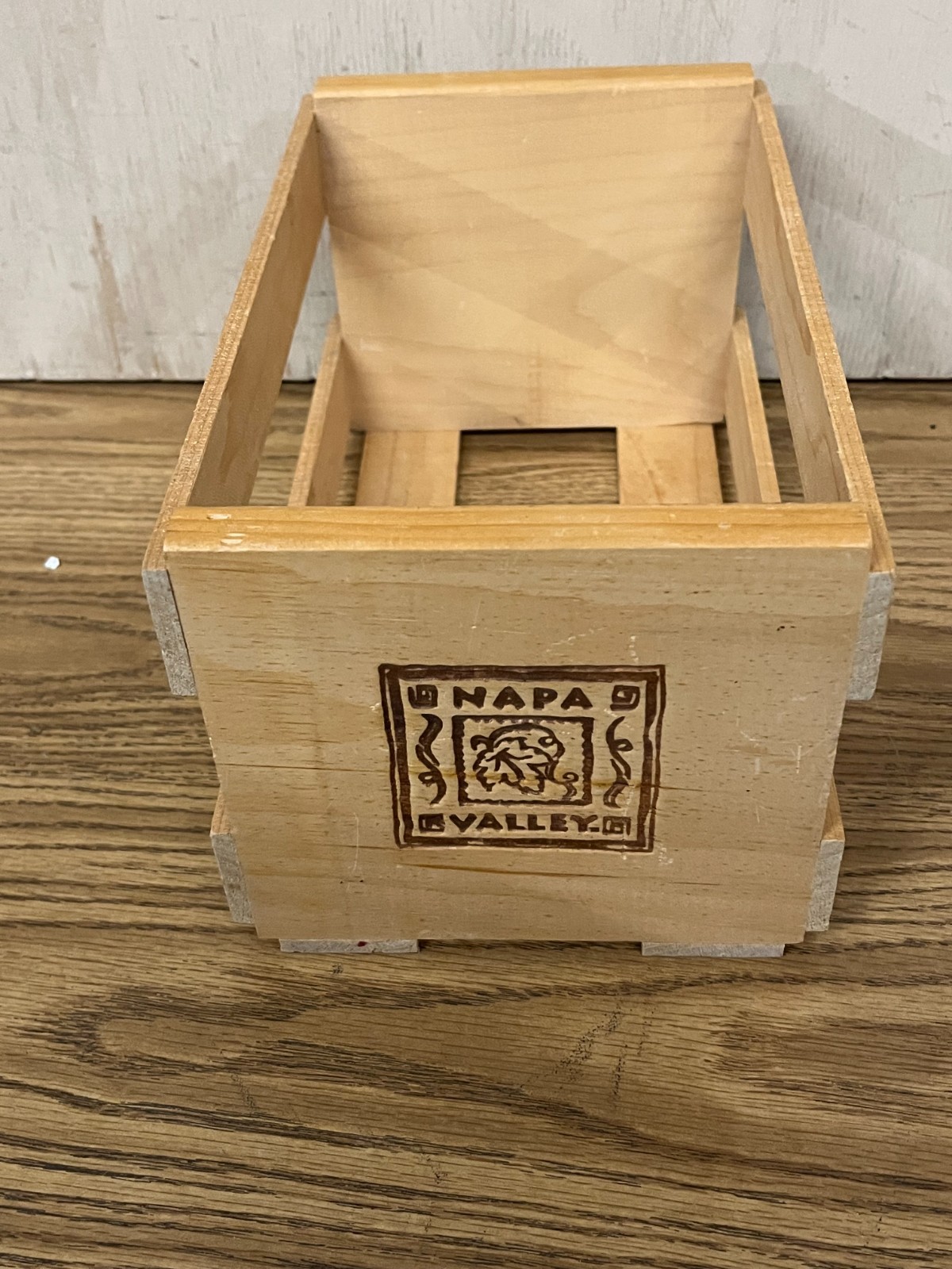 Vintage Napa Valley Box Company Wood CD Storage Box Holder Brown