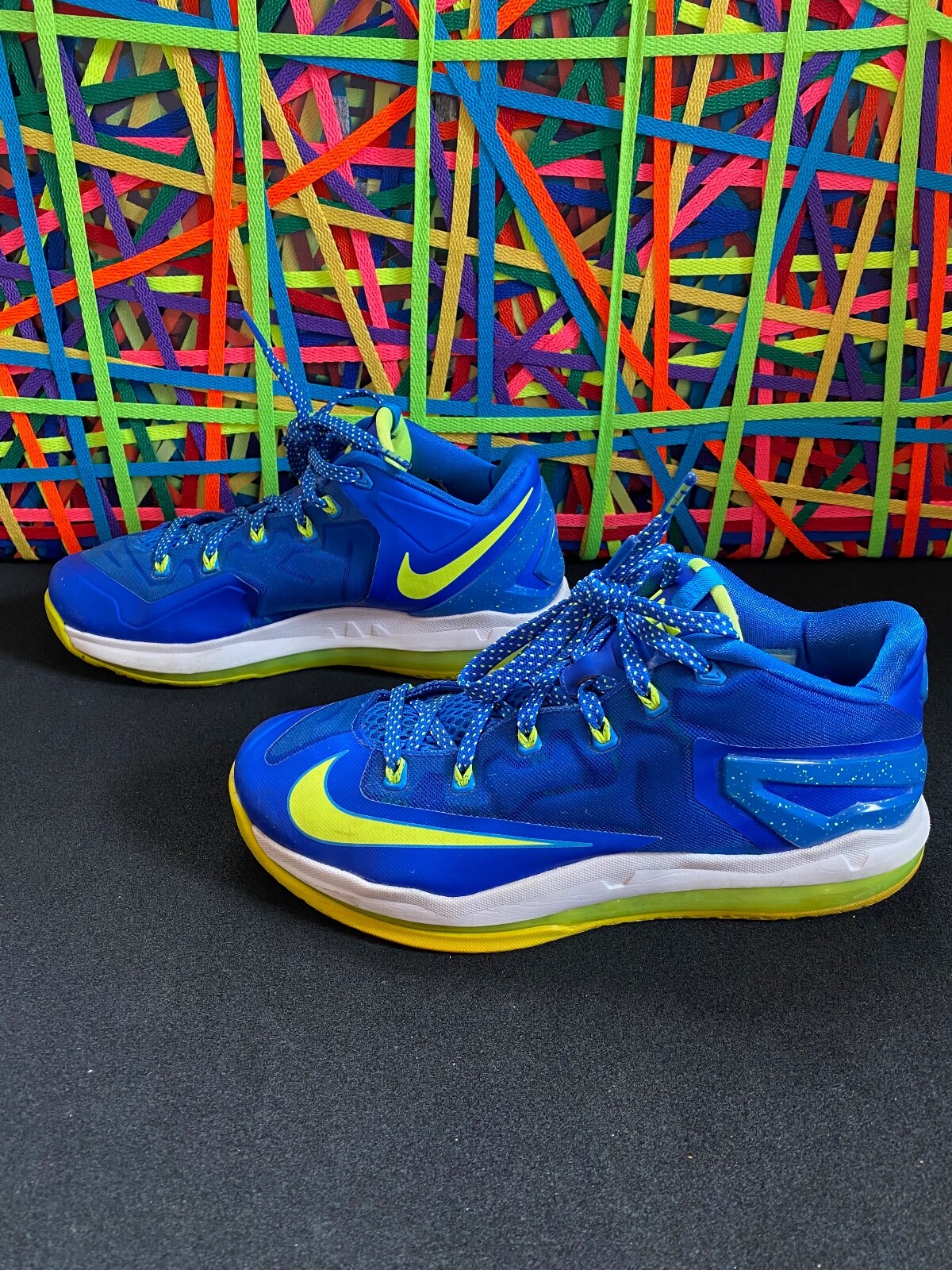 Nike Men's Lebron 11 Low Basketball Sneakers Blue 