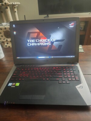 RARE ASUS G701VI GTX 1080 i7-7820 Gaming Laptop 17.3 in 2x 250gb NVME RAID 0