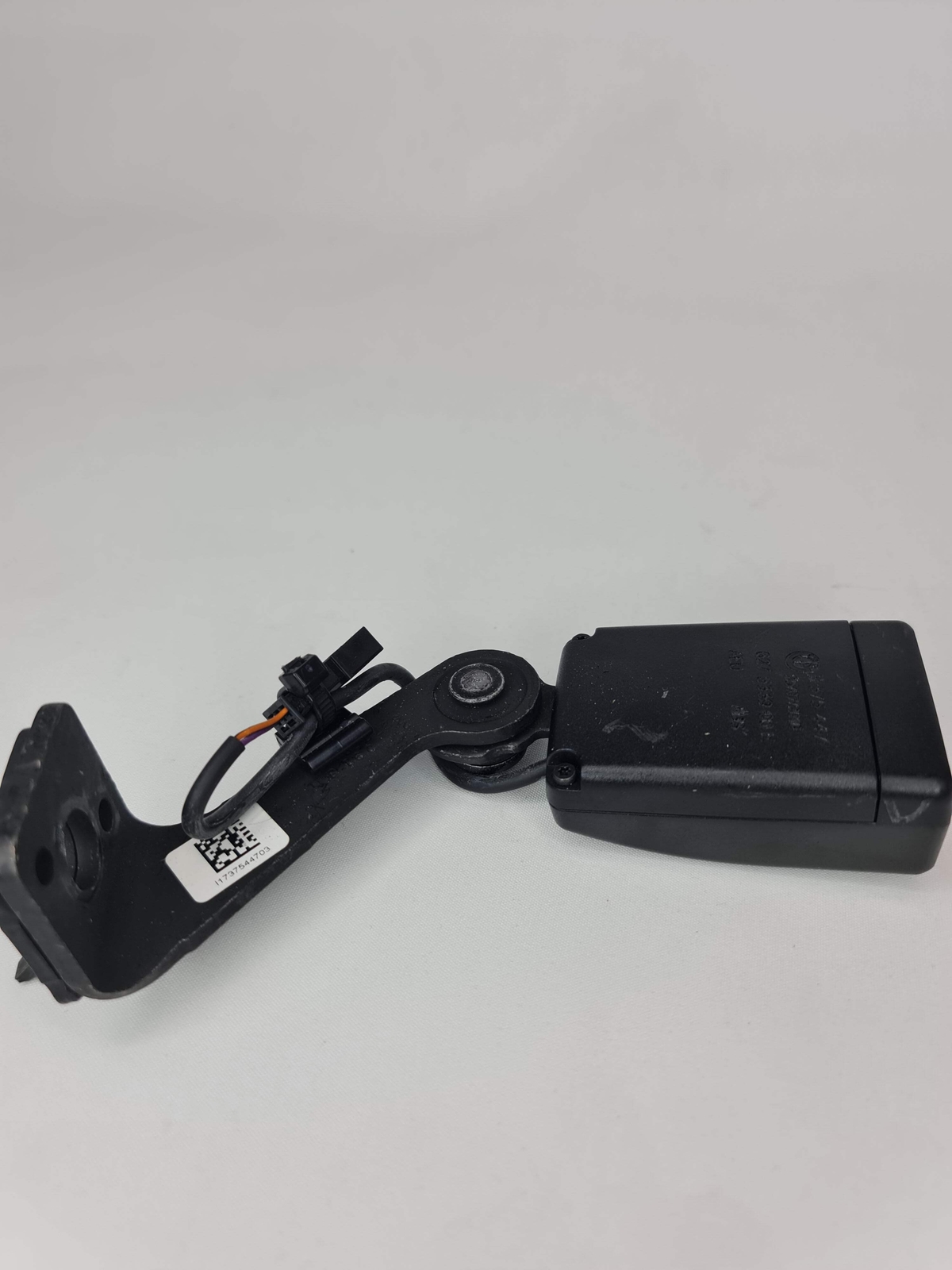 0 Seat BMW 2 3 4 Series F30 F80 F82 F87 Lower Belt Rear Left N/S 7375447 721173754 image 3