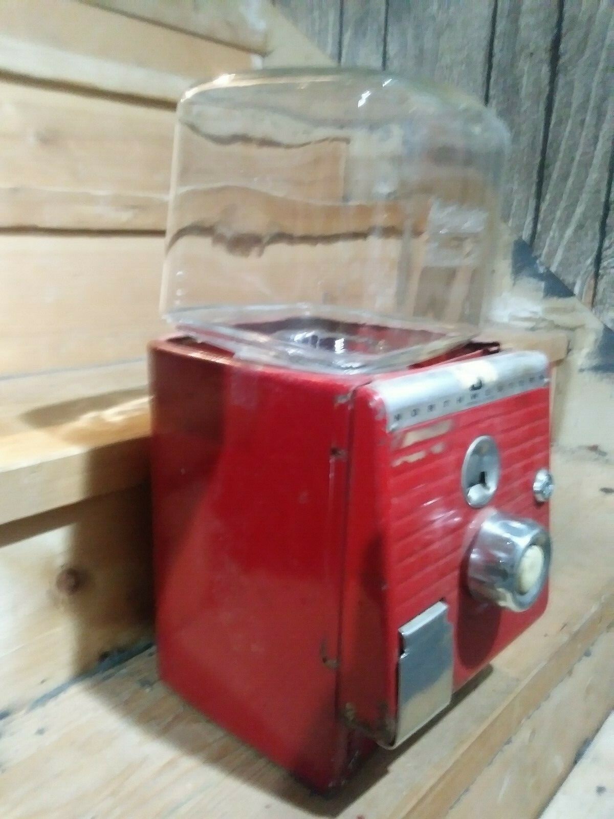 Northwestern 49 Vending machine Nut & Candy, no gumball. restore or parts (dime)