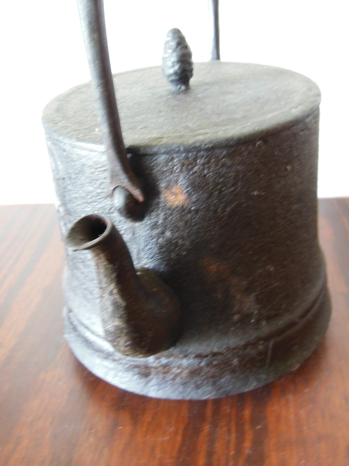 Vtg Large Japanese Signed Tetsubin*Cast Iron*Teapot*Bamboo Leaf*Pine Cone Finial