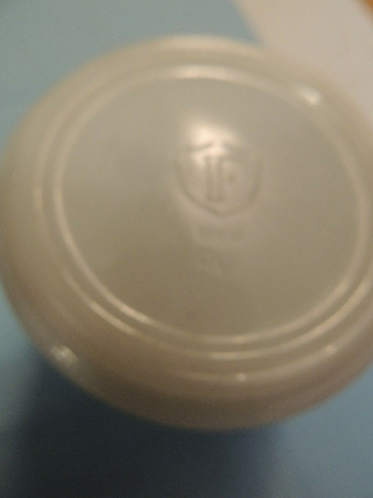 VTG ZIGGY FEDERAL HEAT PROOF MILK GLASS COFFEE MUG BIRD TOM WILSON CARTOON CUP