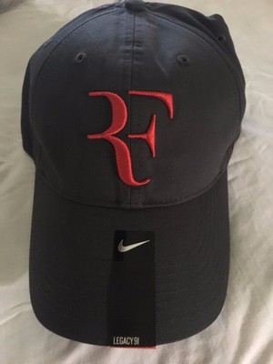 roger federer red cap