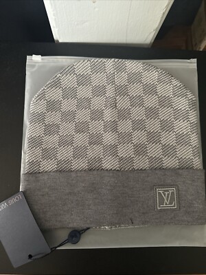 Louis Vuitton Beanie Damier Petite Gray LV Monogram Logo 