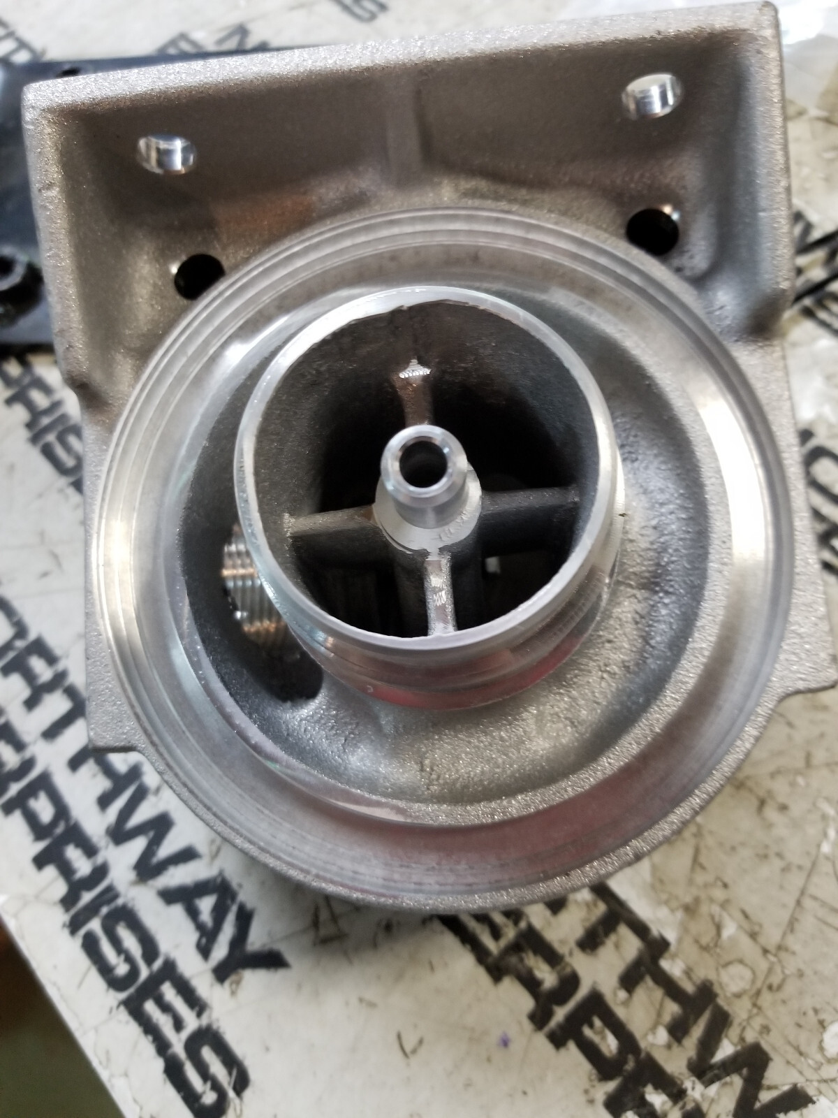 3834123 Cummins Filter Head - Picture 4 of 6