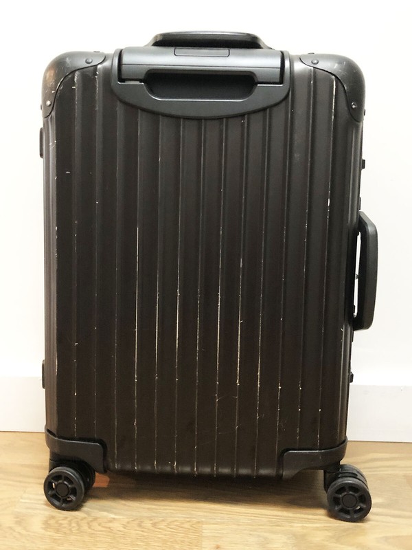 rimowa cabin stealth