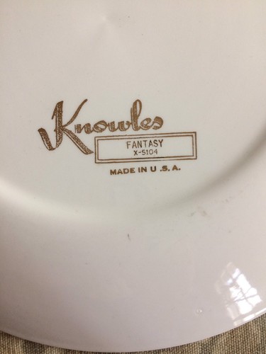 Knowles Fantasy Dinner Plate - x5104 -