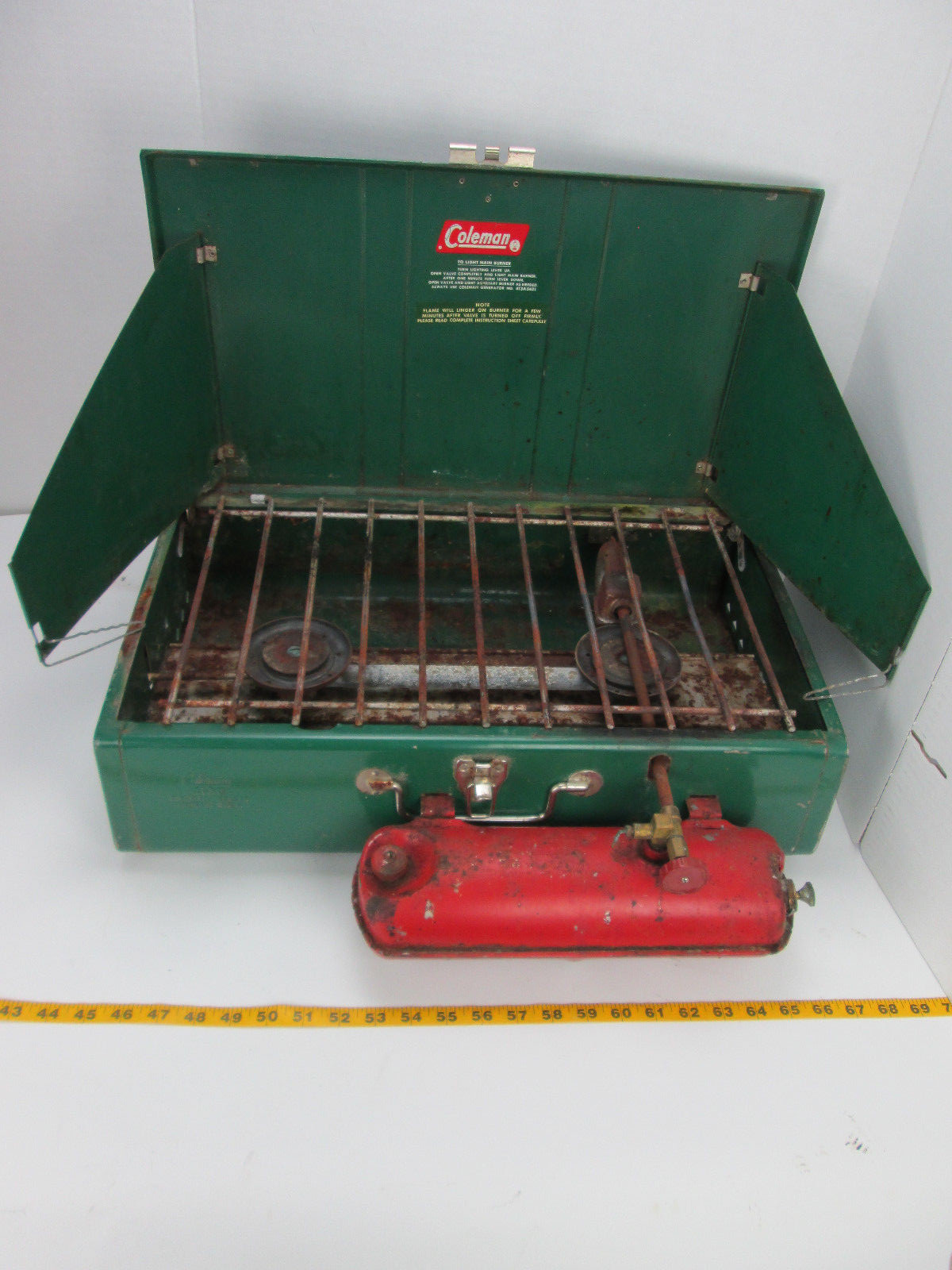Coleman 413G 2 Burner Camping Stove Complete With Fuel Oil