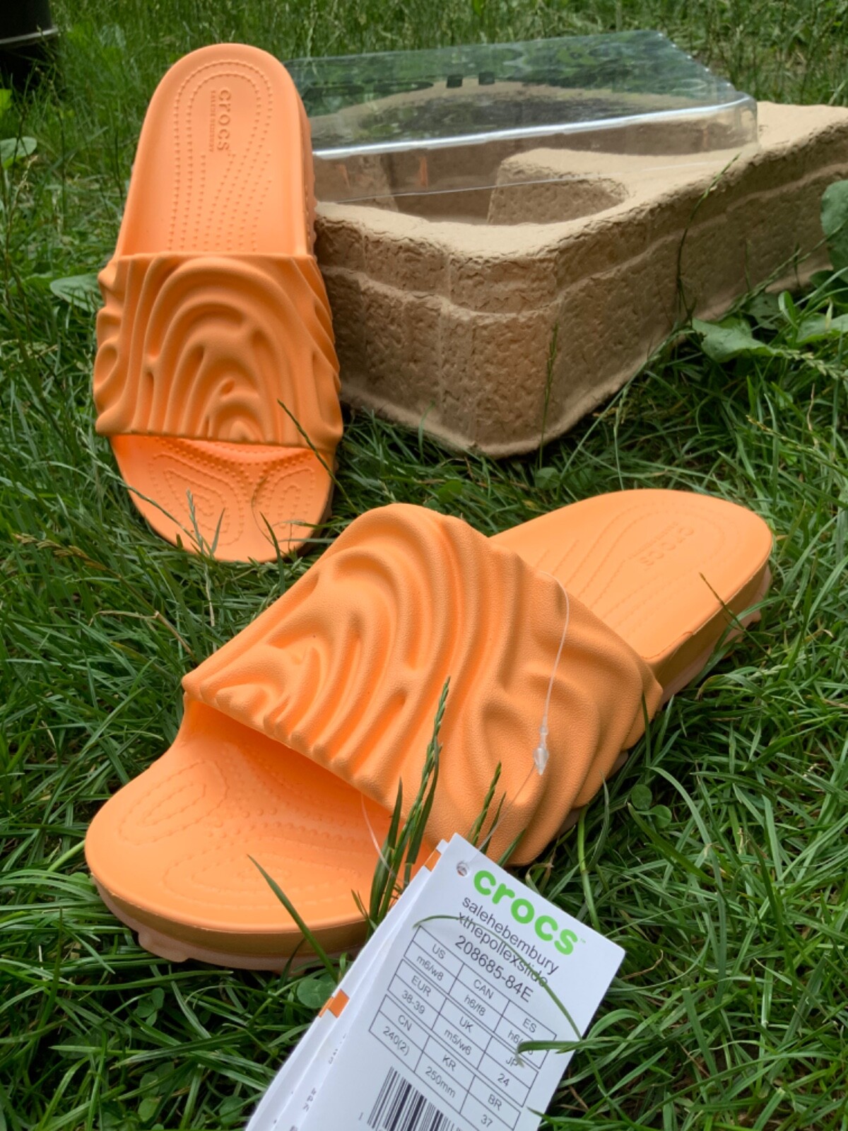SALEHE BEMBURY X CROCS POLLEX SLIDE CITRUS MILK W8 /M6 US 38