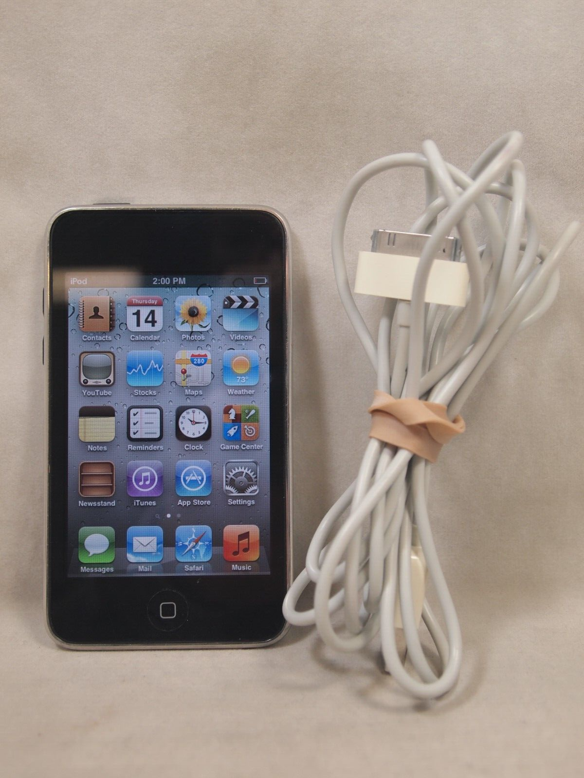 Amazon.com: Apple iPod touch 64GB Black (5th Generation) : Electronics
