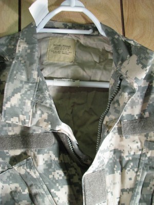 US Military BDU Uniform Digital Desert Camo Combat Coat NWT  Size M Reg