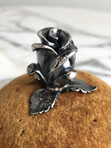 1950s TIFFANY&Co Sterling Silver Rose PIN CUSHION Sewing 23647 L