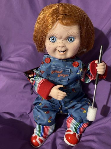 SIDESHOW CHUCKY THE WORLDS MOST NOTORIOUS DOLL SIDESHOW CHUCKY THE WORLDS MOST NOTORIOUS DOLL