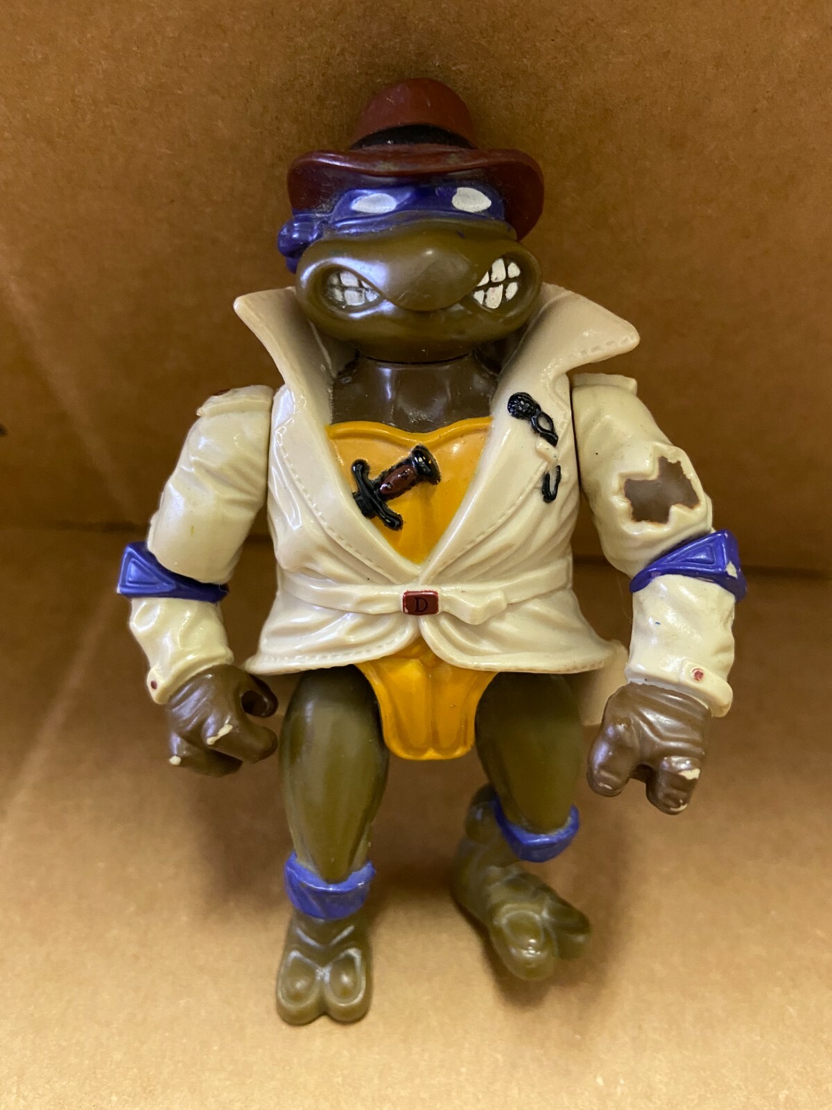 タートルズ DON THE UNDERCOVER TURTLE ドナテロ Don, the Undercover Turtle (1990 action figure) | TMNTPedia