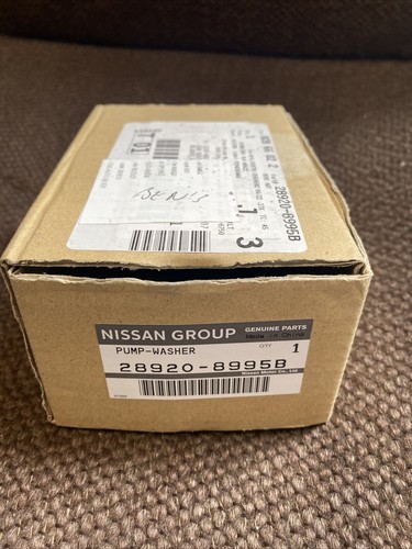 ハミカー Amazon.com: Genuine Nissan 28920-CA000 Windshield Washer