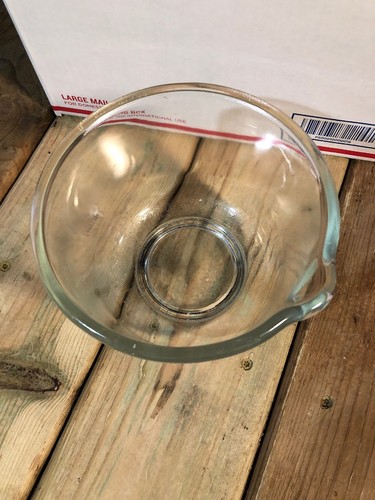 Oster Regency Kitchen Center Mixer 969 04B SMALL GLASS BOWL Replacement Part
