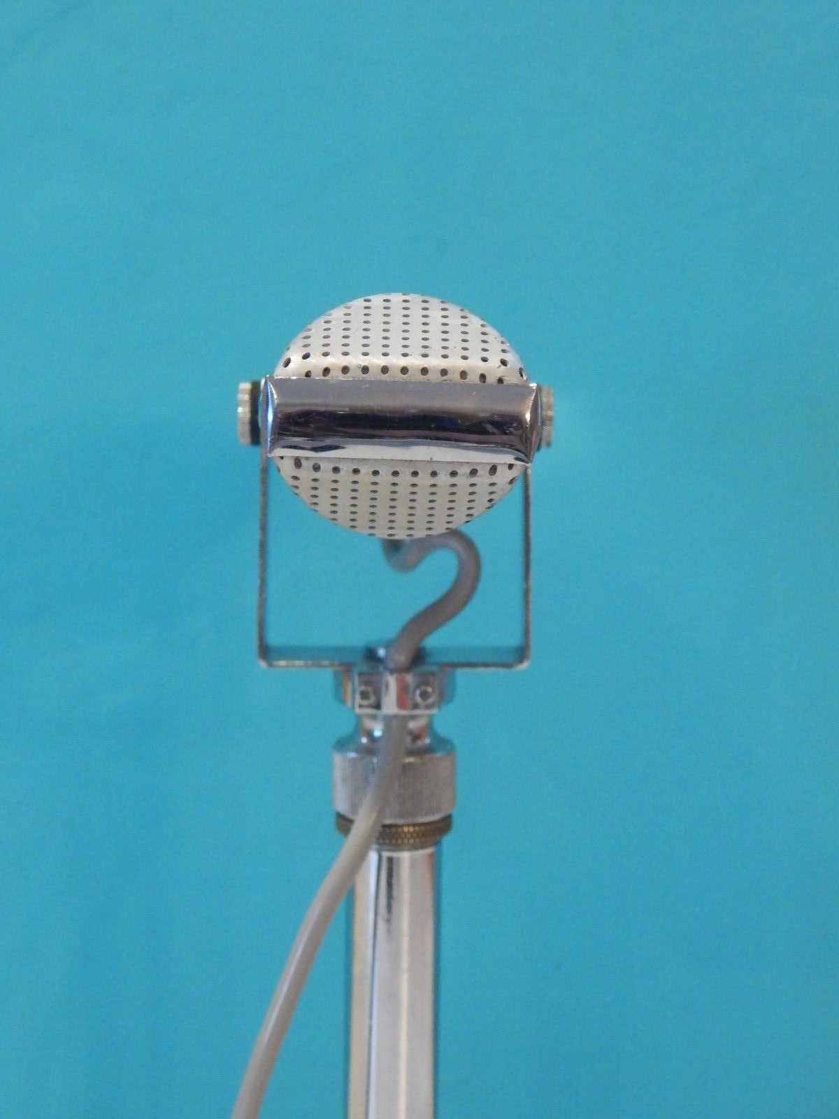 Vintage 1960S Realistic 33-999 microphone With Sonotone Stand Shure Antique Deco