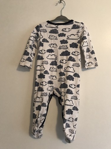 Gender  Neutral baby clothes lot Boy Or Girl Size 9months