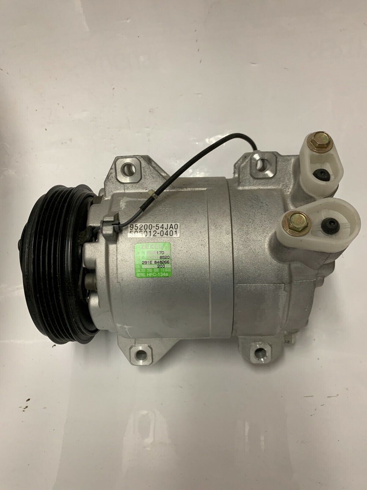 New OEM Suzuki Compressor DKS17D 9520054JA0 4GR 12V for New OEM Suzuki Compressor DKS17D 9520054JA0 4GR 12V for