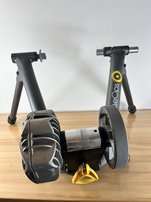 CycleOps Fluid2 Indoor Bike Trainer Foldable Cycling Fluid Resistance Roller