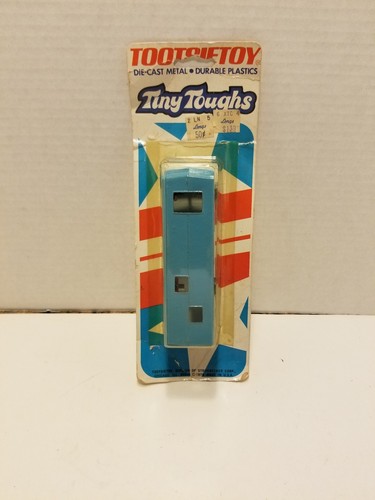 Vintage 1976 Tootsietoy Tiny Toughs Die Cast Metal & Plastic Van Camper