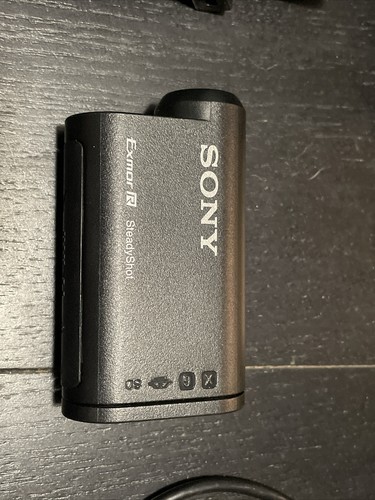 Sony Exmor R SteadyShot w/ water proof case/accessories Sony Exmor R SteadyShot w/ water proof case/accessories