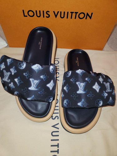 Shop Louis Vuitton MONOGRAM LV x YK Pool Pillow Flat Comfort Mule