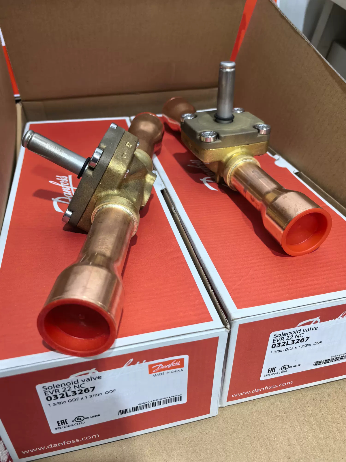 1PC NEW Danfoss solenoid valve EVR22 032F3267 35MM