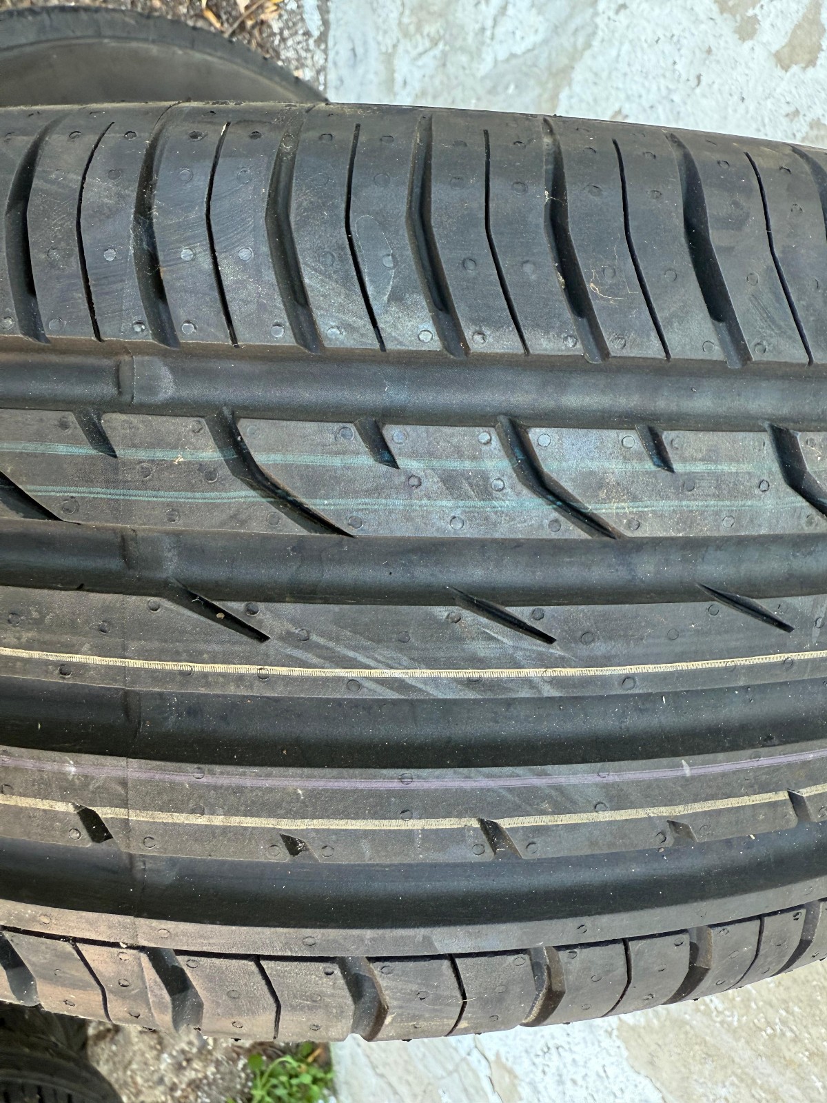 New 225 55 16 Continental, C Premium Contact 2, AO 95Y, x1 Tyre (F1_tyres) YD172