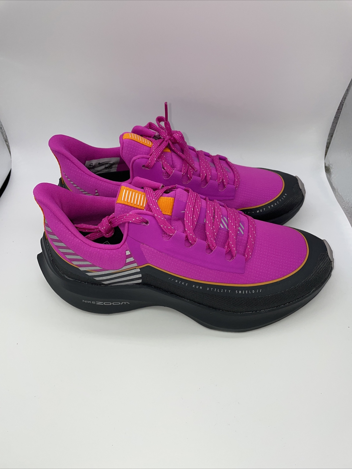 zoom winflo 6 shield trainers ladies