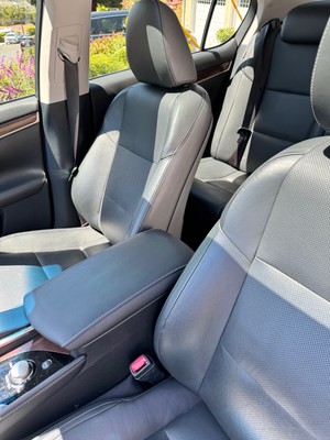 image 4 of interior