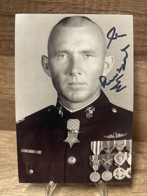 James Livingston Marines Vietnam Medal of Honor Hand Signed 4x6 Photo TC46-1417