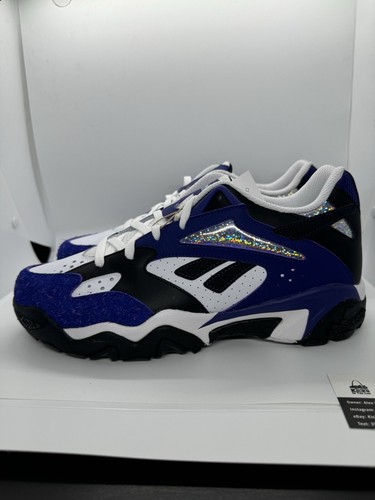 Reebok　CLASSIC　100People　Episode Amazon.com: Reebok Men's Club C 85 Sneaker,Ash/Grey 6