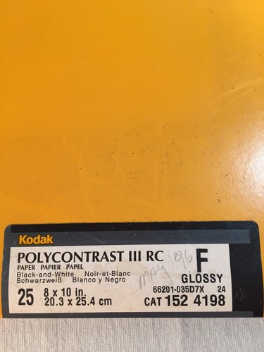Kodak Polycontrast III RC F Glossy Professional B&W Paper 8x10 25 Sheets -Sealed