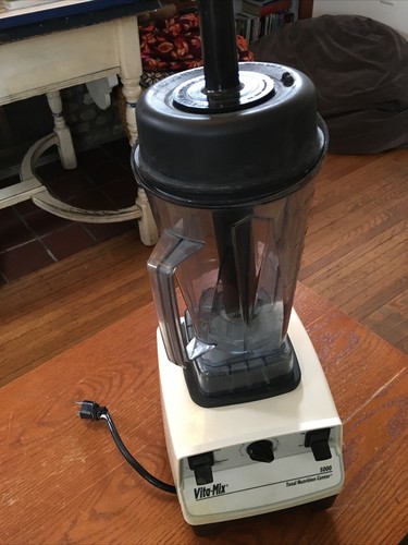 Vitamix VM0103 Vita-mix 5000 Total Nutrition Center Blender Food Processor USA