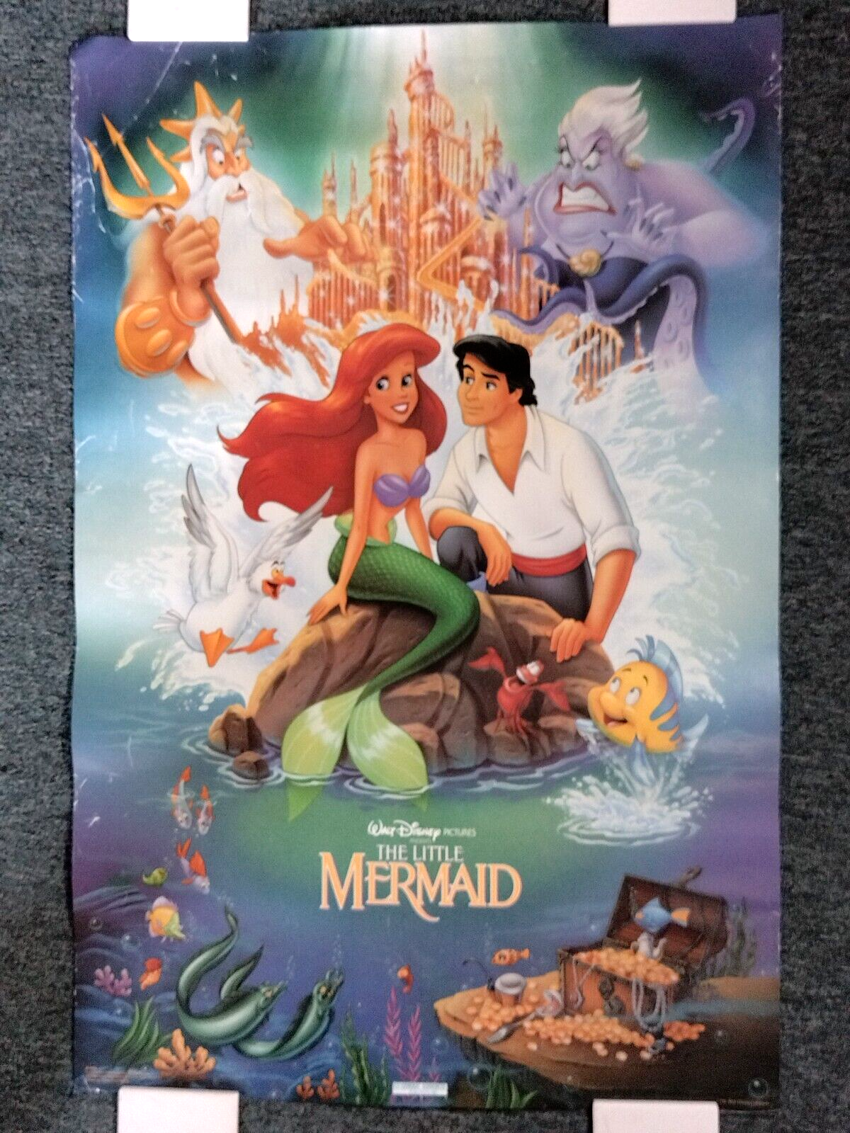 The Art of The Little Mermaid: A Disney Miniature (flip