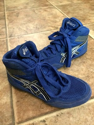 youth wrestling shoes size 13