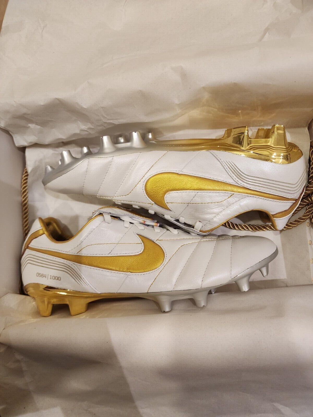 Nike Tiempo Legend 7 Elite 10R Ronaldinho FG US8 BV5747-107 Nike Tiempo Legend 7 Elite 10R Ronaldinho FG US8 BV5747-107