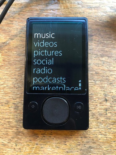 Microsoft Zune 120GB Model 1376 Digital Media Player MP3 Black New Battery