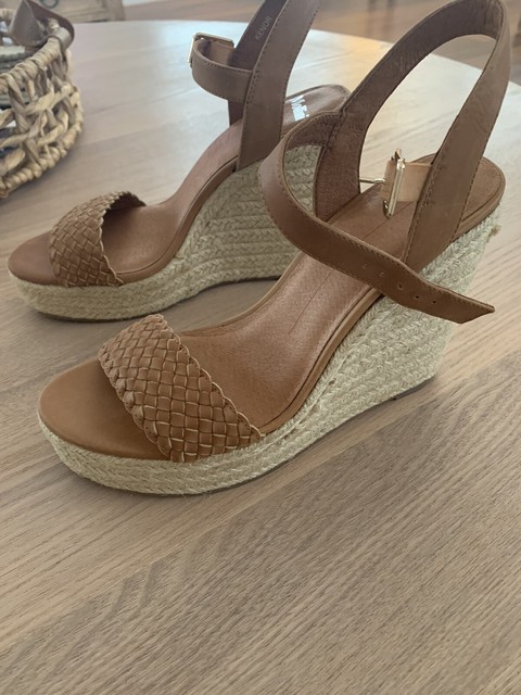 mollini wedges