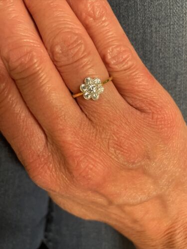 1.5 Ct Round Cut Cubic Zirconia Flower Engagement Ring 14K 1.5 Ct Round Cut Cubic Zirconia Flower Engagement Ring 14K