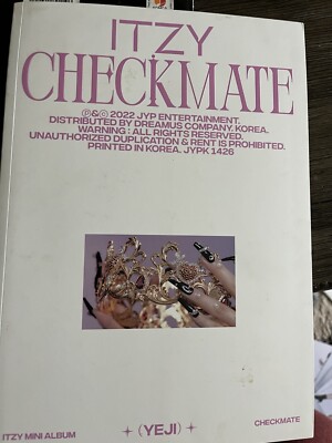   Itzy Mini Album CheckMate -CHAERYEONG (3 CD) 3 Books